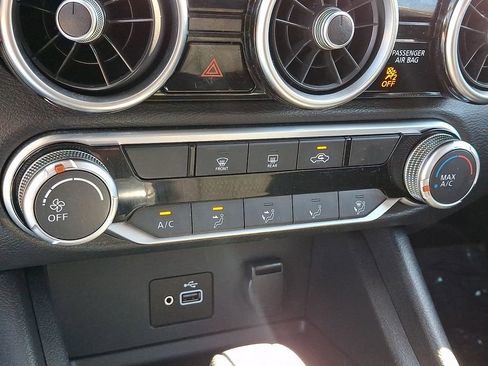 Certified 2021 Nissan Sentra S image 16