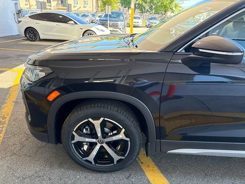 New 2026 Volkswagen Tiguan SE AWD/4WD image 26