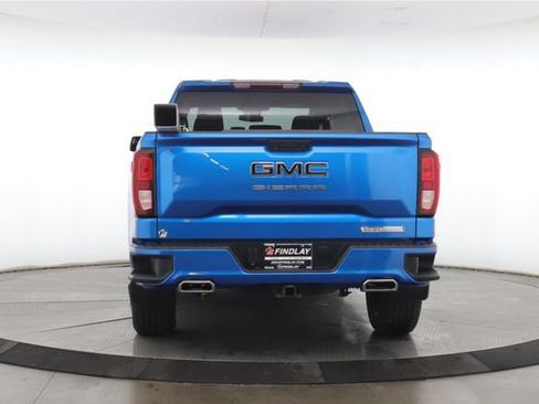 Used 2023 GMC Sierra 1500 Elevation w/ LPO, Elevation Black Package AWD/4WD image 11
