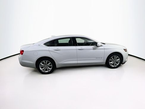 Used 2019 Chevrolet Impala LT w/ LT Convenience Package FWD image 4