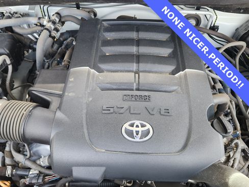 Used 2019 Toyota Sequoia Platinum image 19
