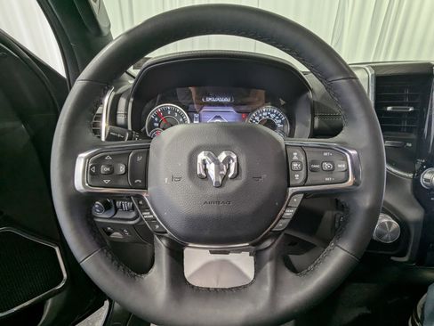 Used 2025 RAM 1500 Laramie image 15