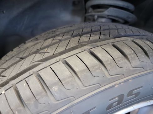 Used 2020 Jeep Cherokee Limited AWD/4WD image 31