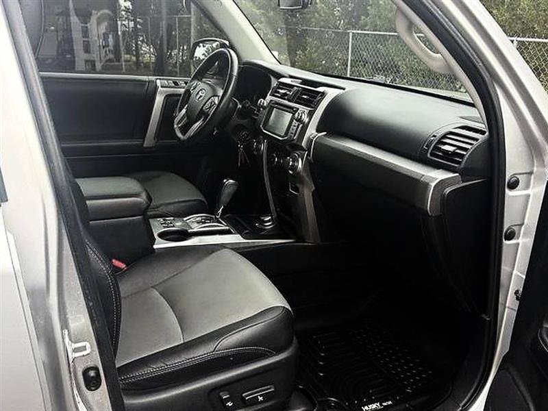 Used 2018 Toyota 4Runner SR5 Premium AWD/4WD image 22