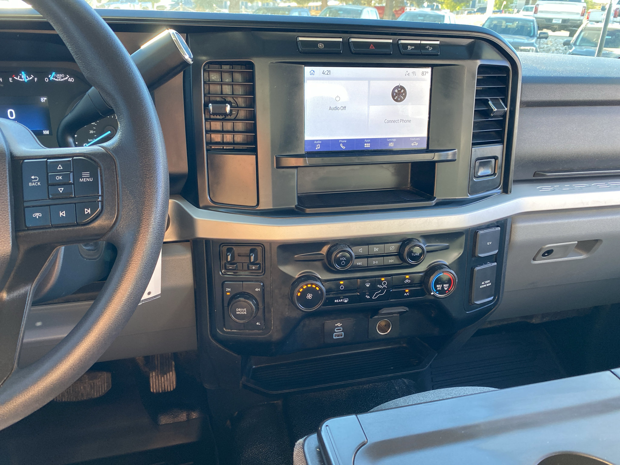 Used 2024 Ford F450 XLT w/ FX4 Off-Road Package AWD/4WD image 9