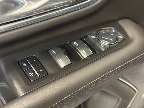 Used 2024 Chevrolet Tahoe Premier w/ Premium Package image 10