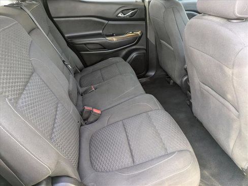 Used 2018 GMC Acadia SLE FWD image 18