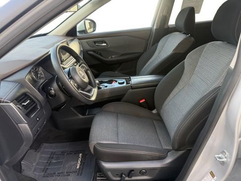 Used 2023 Nissan Rogue SV AWD/4WD image 10