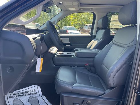 New 2026 Ford Expedition Max Active RWD image 16