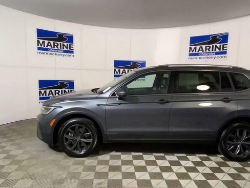 Used 2023 Volkswagen Tiguan SE AWD/4WD image 7