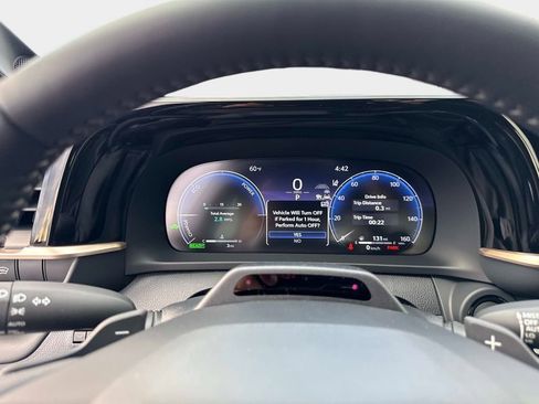 New 2026 Toyota Crown Platinum image 29