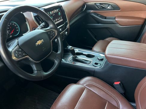 Used 2018 Chevrolet Traverse High Country AWD/4WD image 14