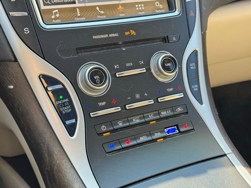 Used 2017 Lincoln MKX Reserve w/ Lincoln MKX Climate Package image 28