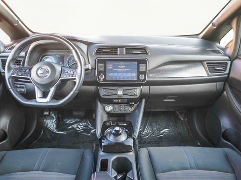 Used 2021 Nissan Leaf SV image 14