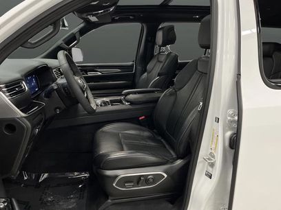 Used 2024 Jeep Wagoneer L 4WD w/ Premium Group I