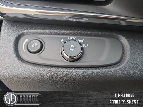 New 2026 Buick Envista Sport Touring FWD image 30