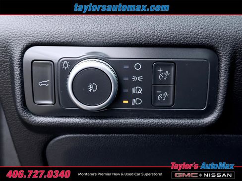 Used 2022 Ford Explorer XLT w/ XLT Sport Appearance Package image 29