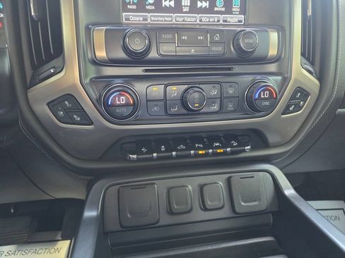 Used 2018 GMC Sierra 1500 Denali AWD/4WD image 32