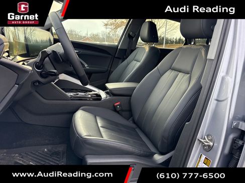 Used 2025 Audi Q5 Premium w/ Convenience Package image 10