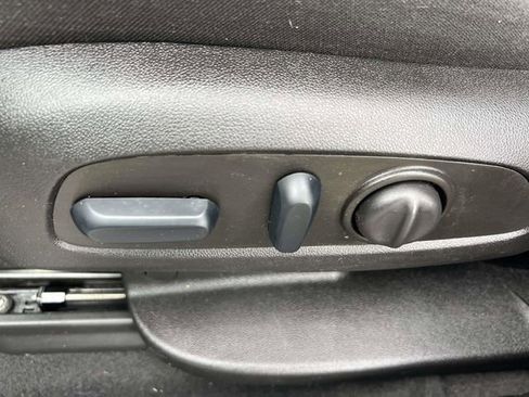 Certified 2023 GMC Acadia AT4 image 20