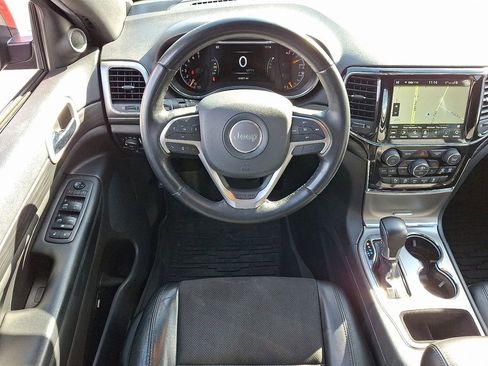 Used 2020 Jeep Grand Cherokee Altitude image 13