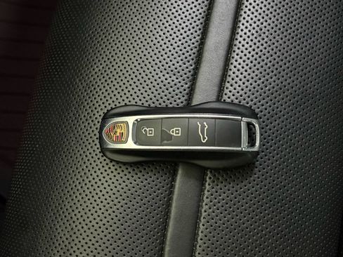 Used 2019 Porsche Cayenne AWD/4WD image 20