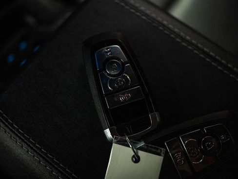 Used 2025 Ford Bronco Outer Banks image 22