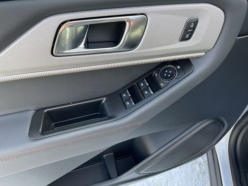 New 2026 Ford Explorer Active w/ Active Comfort Package image 13