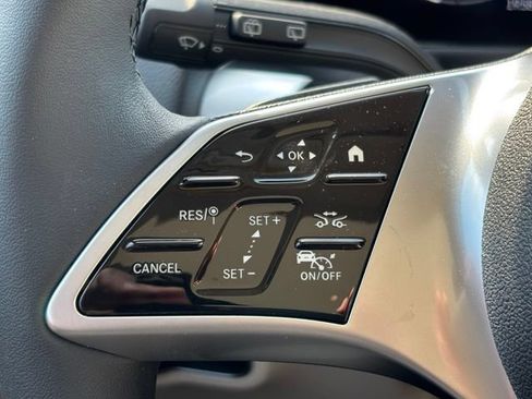 New 2026 Mercedes-Benz GLB 250 4MATIC image 18