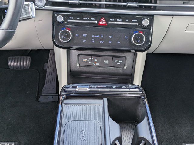 Certified 2025 Hyundai Tucson SEL w/ Tow & Go Package AWD/4WD image 18