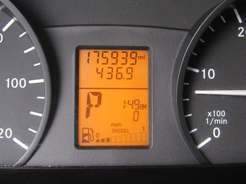 Used 2013 Mercedes-Benz Sprinter 3500 image 12