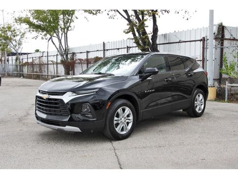 Used 2021 Chevrolet Blazer LT image 3