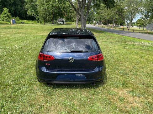 Used 2016 Volkswagen GTI SE FWD image 20