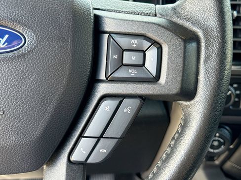 Used 2020 Ford F150 XLT w/ Equipment Group 302A Luxury AWD/4WD image 29