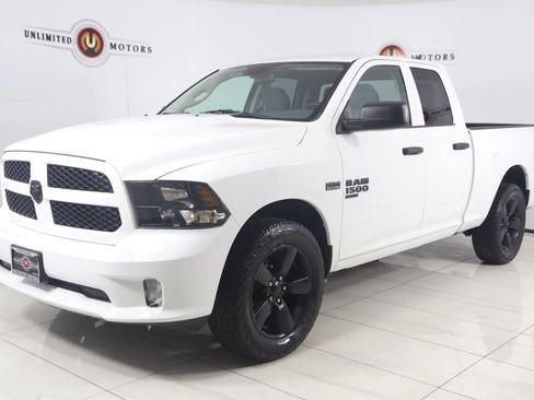 Used 2019 RAM 1500 Express w/ Express Value Package AWD/4WD image 5