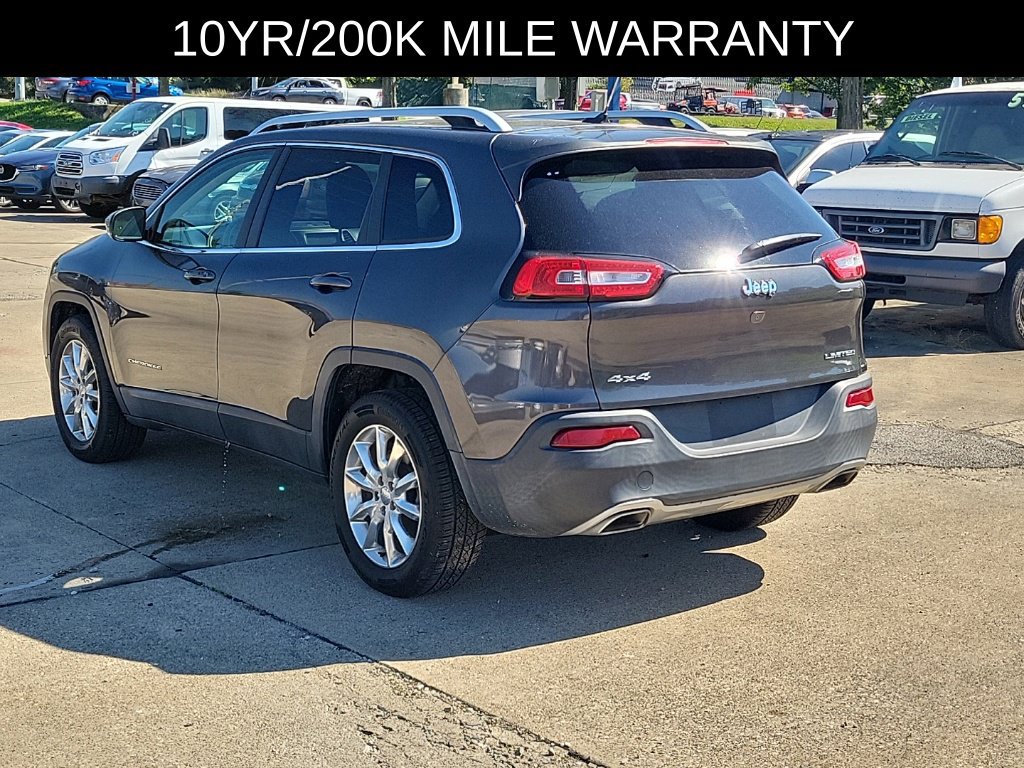 Used 2015 Jeep Cherokee Limited AWD/4WD image 3