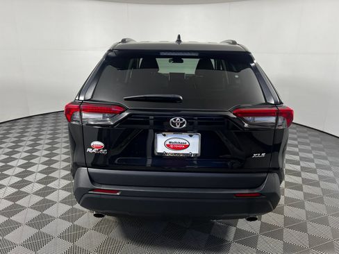 Certified 2025 Toyota RAV4 XLE FWD image 6