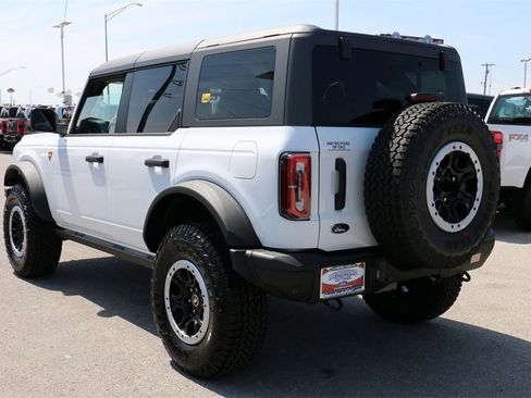 New 2025 Ford Bronco Badlands w/ Sasquatch Package image 7