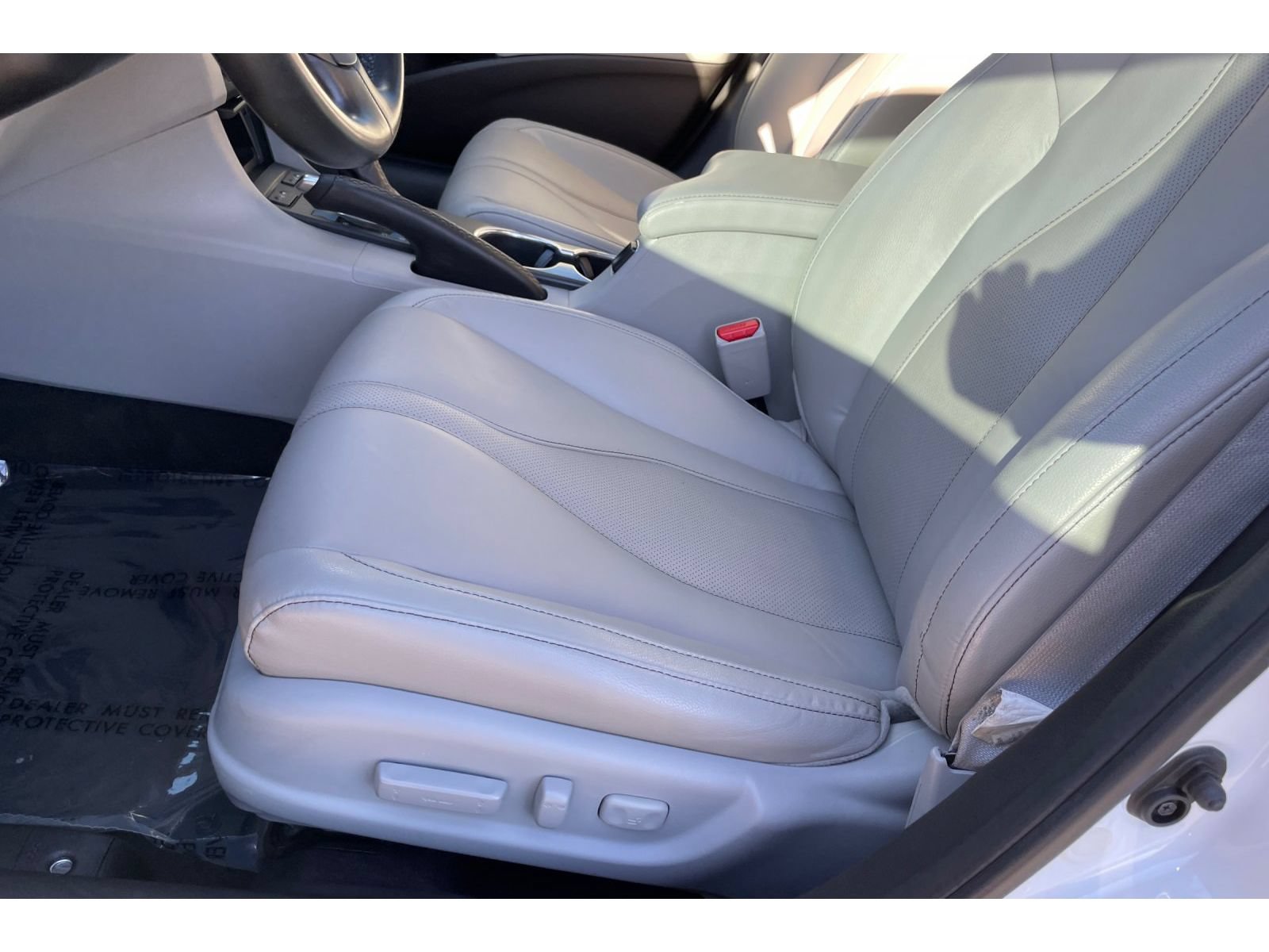 Used 2020 Acura ILX w/ Technology Package FWD image 12