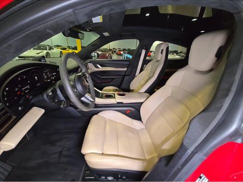 Used 2022 Porsche Taycan Turbo S AWD/4WD image 7