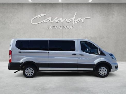 Used 2023 Ford Transit 350 XLT image 17