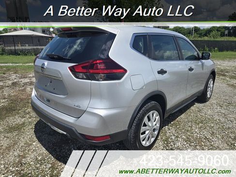 Used 2020 Nissan Rogue S AWD/4WD image 4