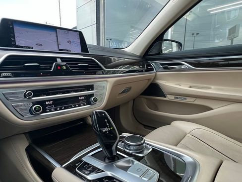 Used 2016 BMW 740i image 80