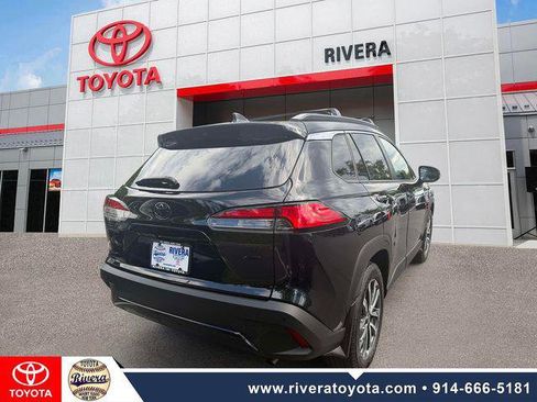 Certified 2023 Toyota Corolla Cross XLE w/ Convenience Package AWD/4WD image 6