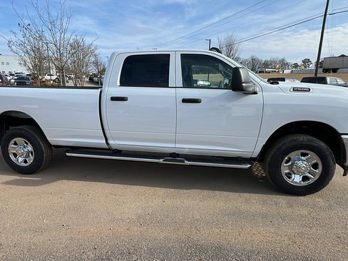 New 2026 RAM 2500 Tradesman image 7