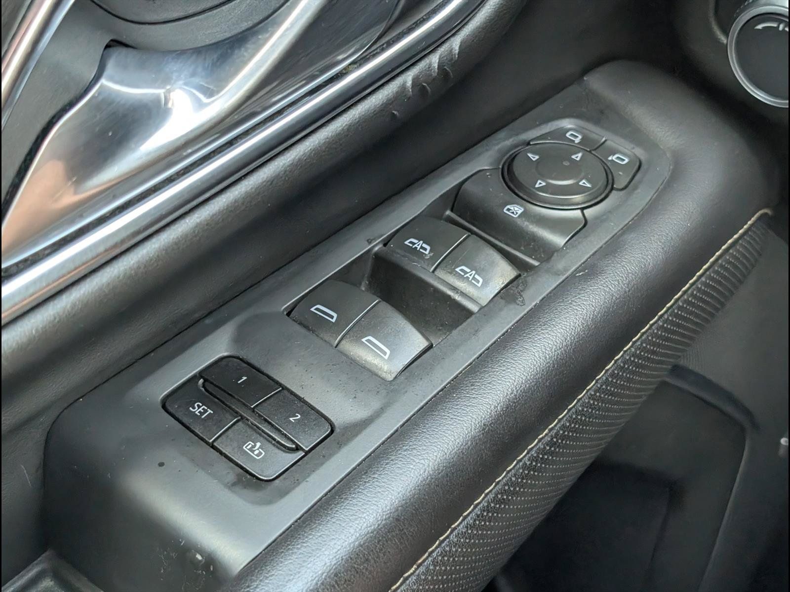 Used 2021 GMC Yukon SLT RWD image 28