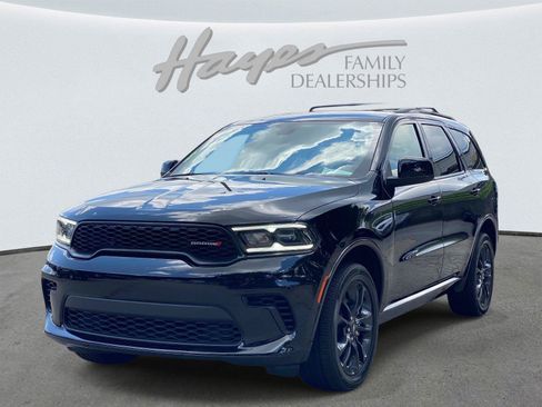 Used 2025 Dodge Durango GT w/ Blacktop Package AWD/4WD image 11