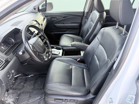 Used 2022 Honda Pilot Touring image 31