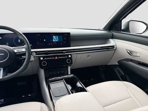 Certified 2026 Hyundai Tucson Limited FWD image 23
