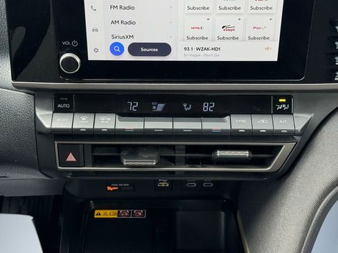 Used 2025 Toyota Camry LE image 36